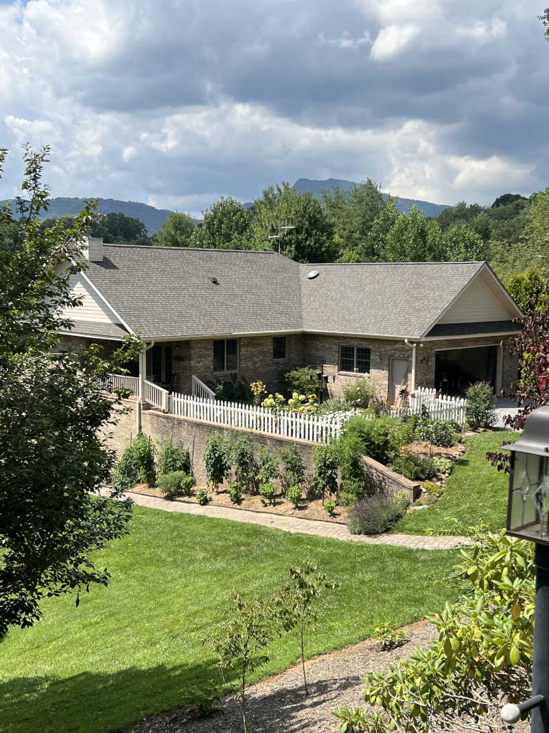 Emergency Roof Repairs in Asheville, North Carolina